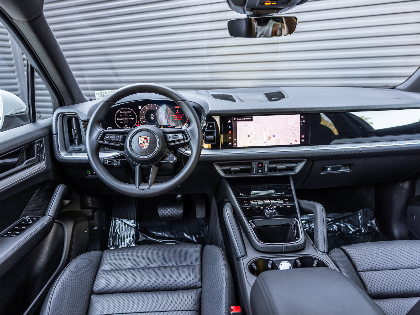 Certified 2025 Porsche Cayenne AWD/4WD image 12
