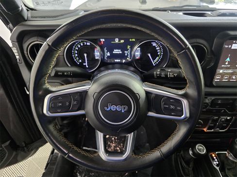 Certified 2021 Jeep Wrangler Unlimited Sahara image 18