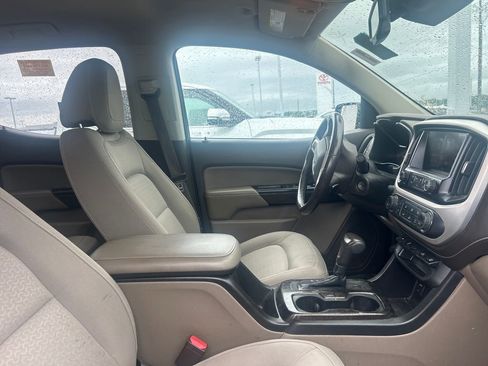 Used 2016 GMC Canyon SLE w/ SLE Convenience Package RWD image 4
