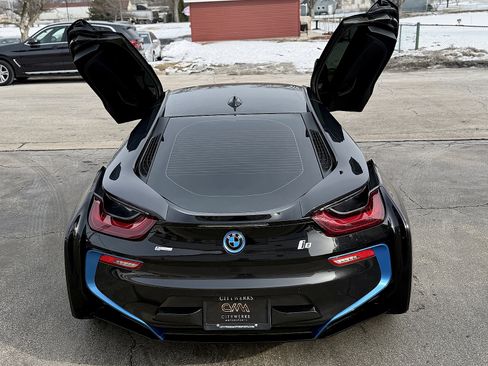 Used 2015 BMW i8 image 19
