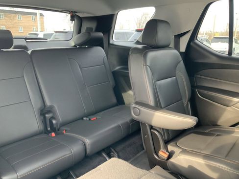 Used 2021 Chevrolet Traverse RS image 12