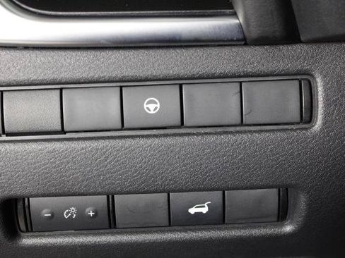 Certified 2022 Nissan Rogue SV w/ SV Premium Package FWD image 26
