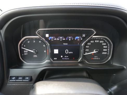 Used 2019 GMC Sierra 1500 Denali w/ Denali Ultimate Package AWD/4WD image 15