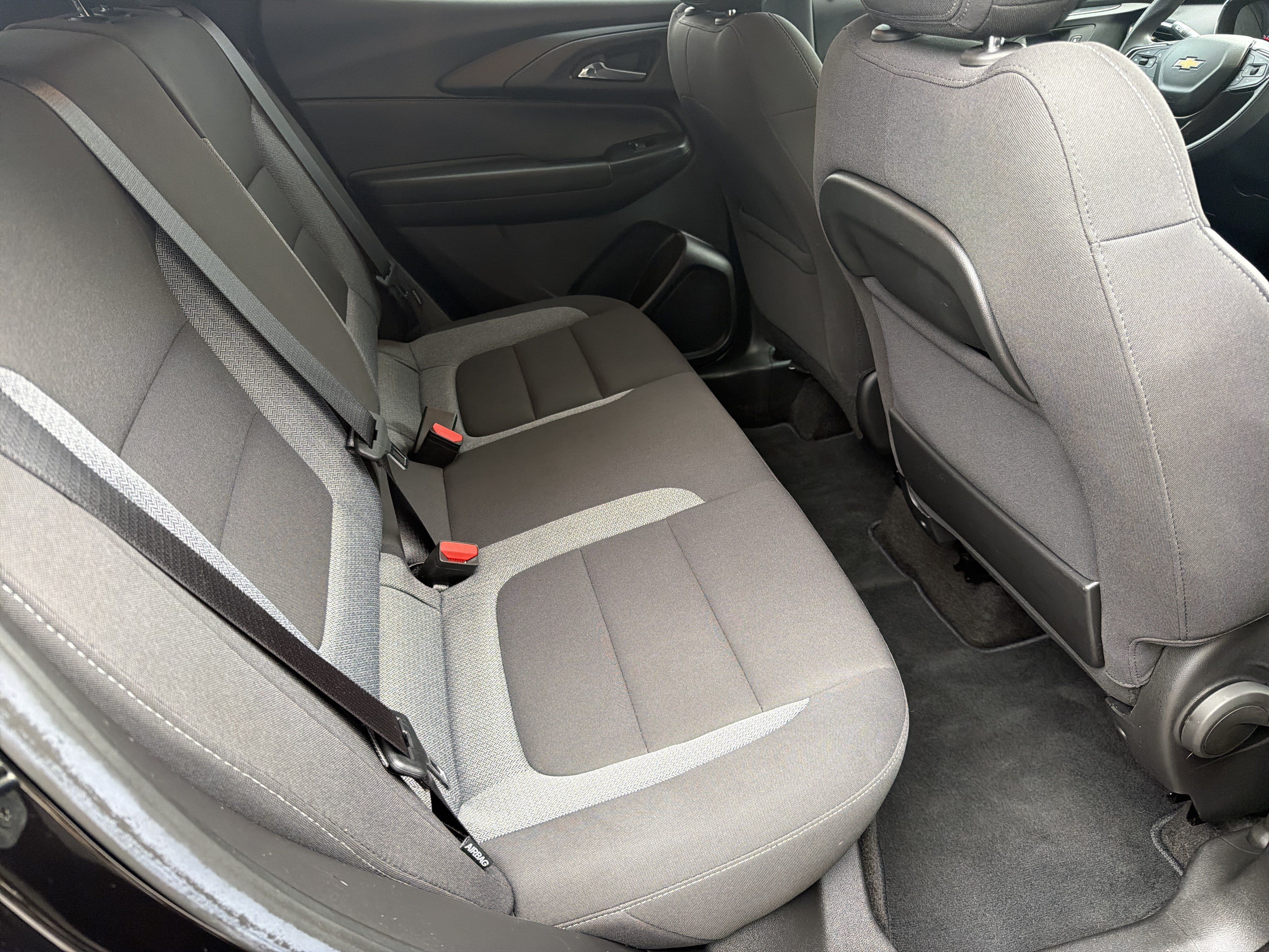Used 2023 Chevrolet TrailBlazer LT FWD image 16