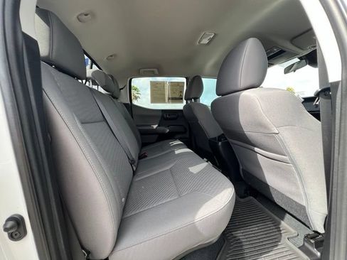 Used 2023 Toyota Tacoma SR AWD/4WD image 26