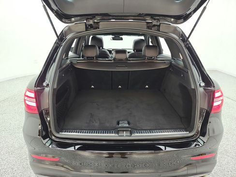 Used 2019 Mercedes-Benz GLC 300 image 21
