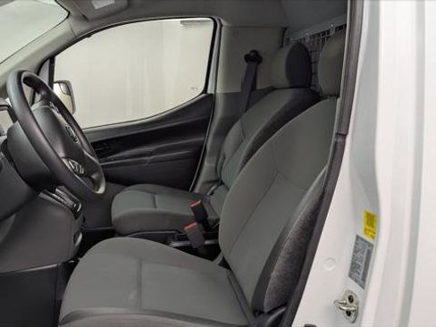 Used 2020 Nissan NV200 SV image 14