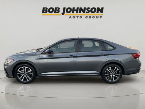 New 2025 Volkswagen Jetta Sport image 4