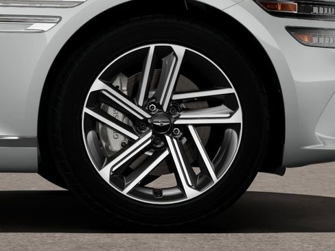 Used 2025 Genesis G80 2.5T Advanced image 8