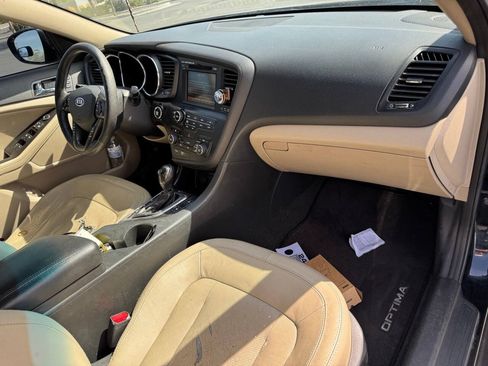 Used 2011 Kia Optima EX w/ Premium Pkg FWD image 17