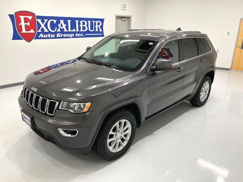 Used 2021 Jeep Grand Cherokee Laredo AWD/4WD image 7
