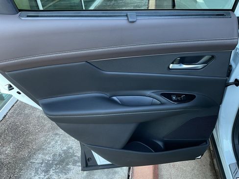 New 2026 Nissan Murano Platinum image 17