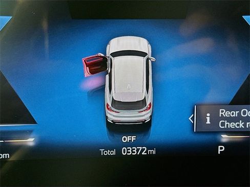 Used 2025 BMW X1 xDrive28i w/ Convenience Package image 4