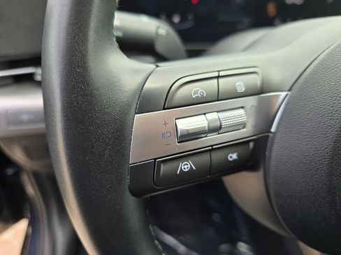 Used 2025 Hyundai Kona SEL AWD/4WD image 27