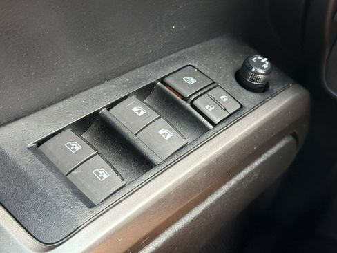 Used 2023 Toyota Tacoma SR5 w/ Technology Package RWD image 30