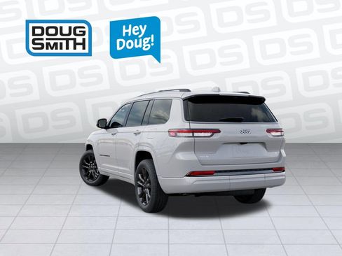 New 2026 Jeep Grand Cherokee L Limited AWD/4WD image 3