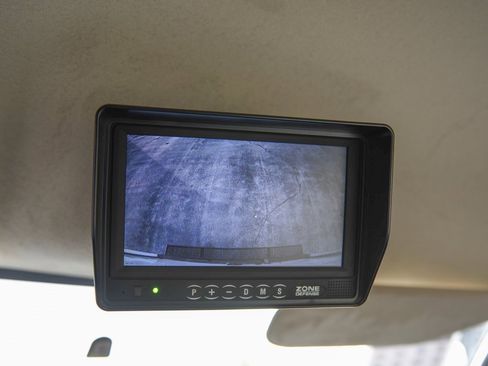 Used 2019 Chevrolet Express 3500 Extended w/ Driver Convenience Package image 15