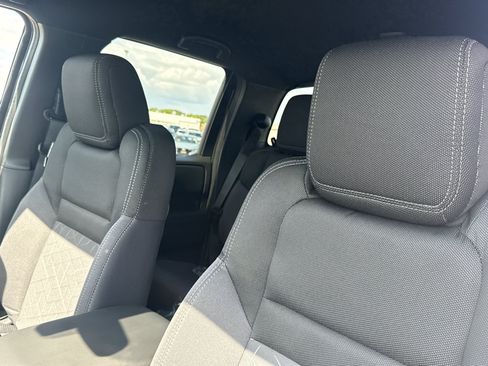 New 2026 Nissan Frontier SV w/ SV Convenience Package AWD/4WD image 28