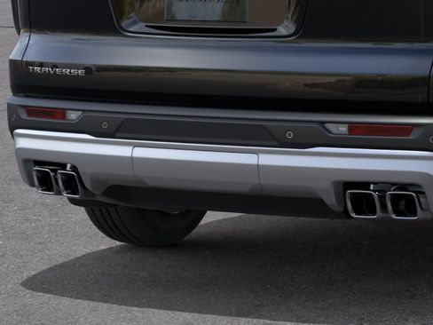 New 2026 Chevrolet Traverse LT w/ LPO, Floor Liner Package FWD image 38