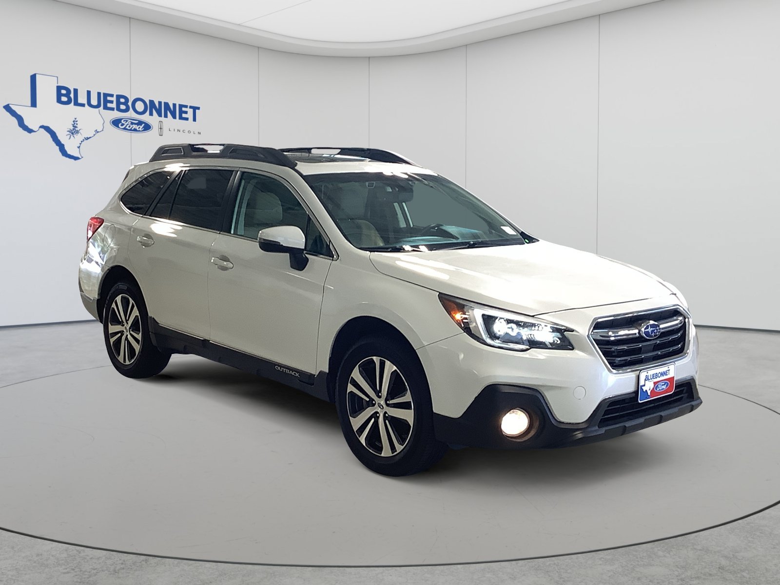 Used 2019 Subaru Outback 2.5i Limited AWD/4WD image 3