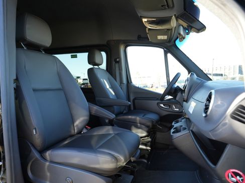 New 2026 Mercedes-Benz Sprinter 2500 image 38