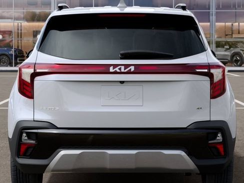 New 2026 Kia Seltos EX w/ EX Sunroof Package AWD/4WD image 13