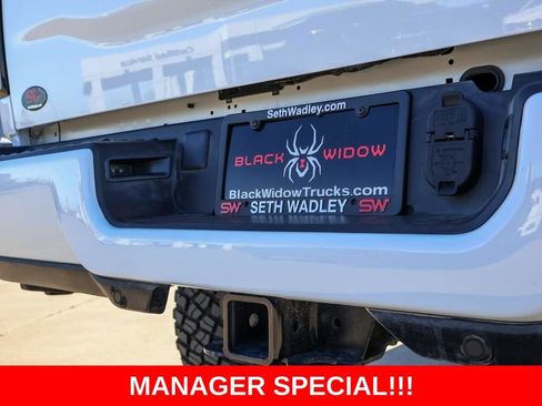 New 2025 RAM 2500 Big Horn AWD/4WD image 13
