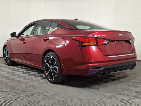 Used 2023 Nissan Altima 2.5 SR FWD image 7