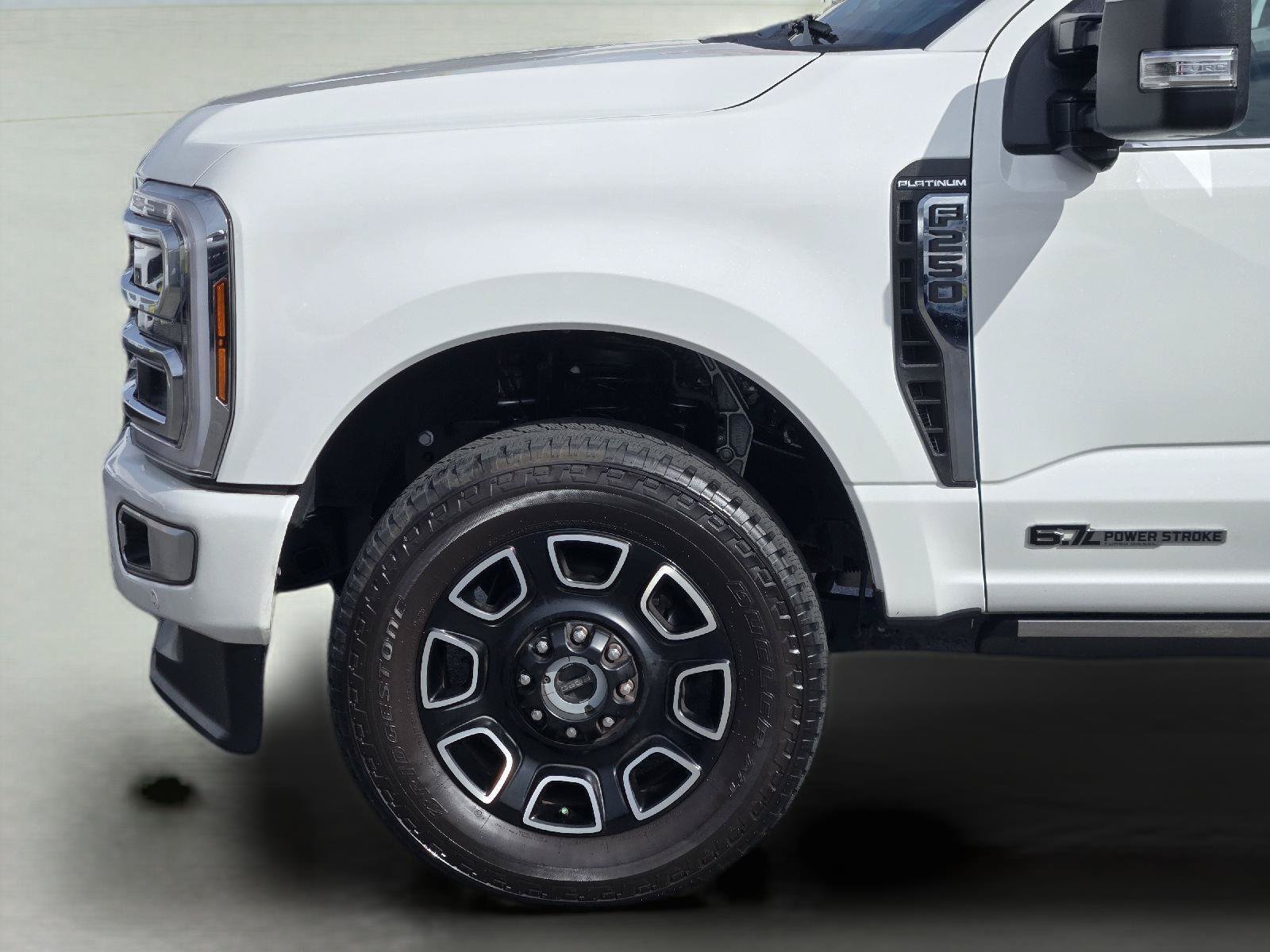 Used 2024 Ford F250 Platinum w/ FX4 Off-Road Package AWD/4WD image 9