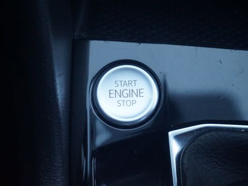 Used 2024 Volkswagen Taos S image 34