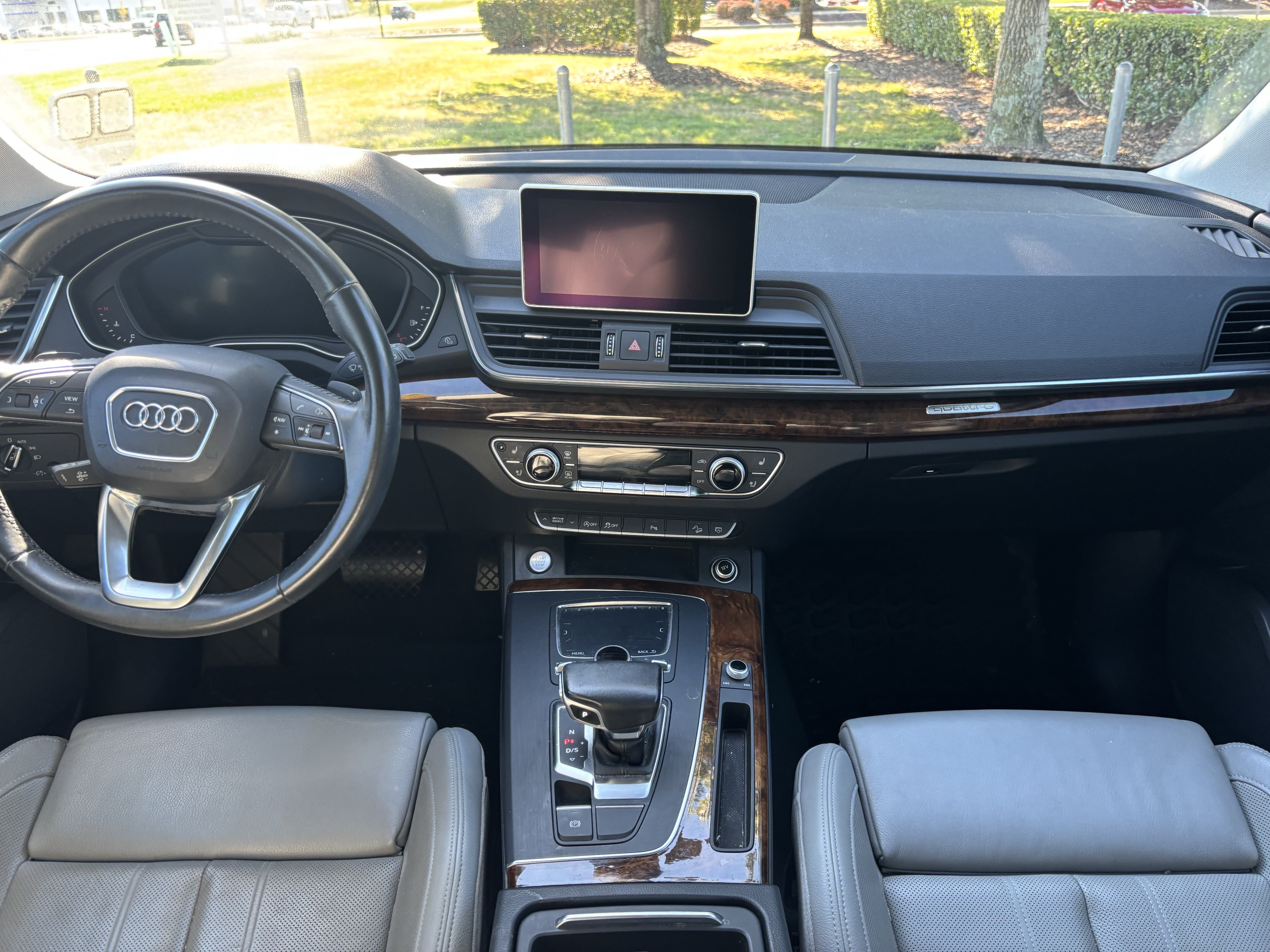 Used 2018 Audi Q5 2.0T Premium Plus w/ Premium Plus Package AWD/4WD image 33