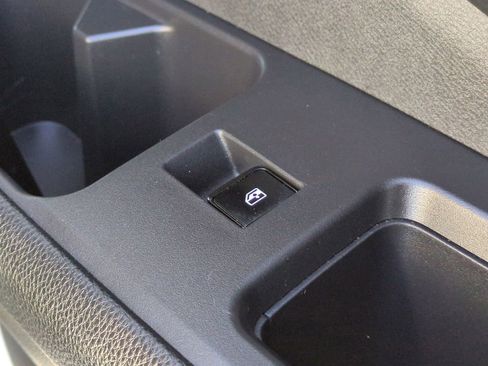 Certified 2022 Nissan Pathfinder SL w/ SL Premium Package image 37