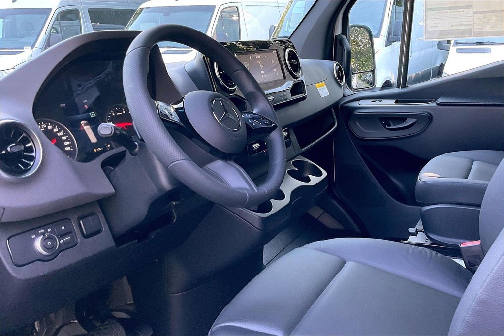 New 2026 Mercedes-Benz Sprinter 2500 image 7