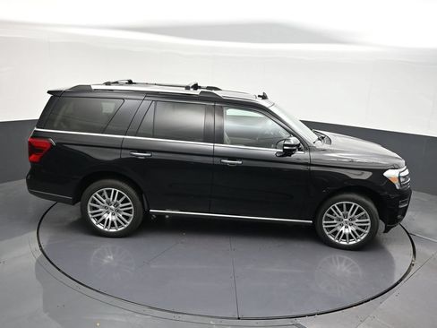 Used 2023 Ford Expedition Limited RWD image 21