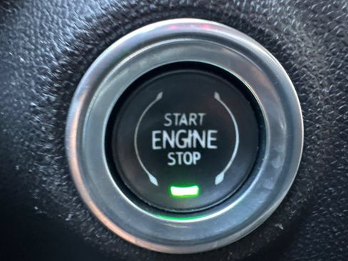 Used 2021 Chevrolet Silverado 1500 LT RWD image 23