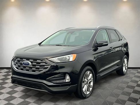 Used 2024 Ford Edge Titanium AWD/4WD image 6