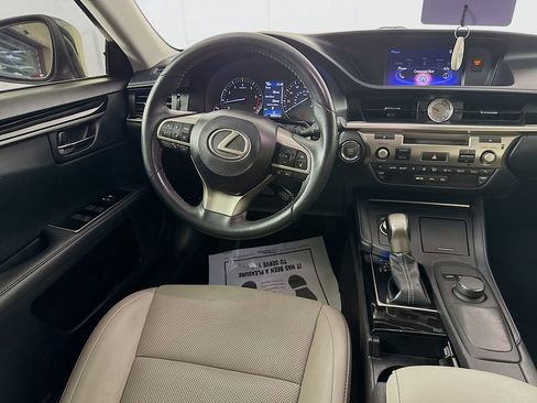 Used 2018 Lexus ES 350 w/ Accessory Package 2 image 26