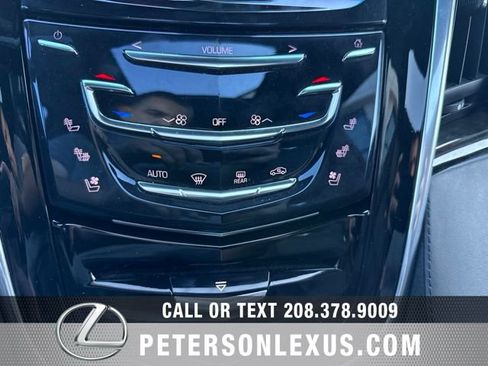 Used 2019 Cadillac Escalade ESV Platinum AWD/4WD image 16