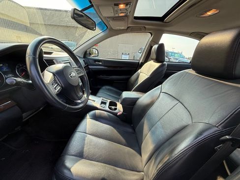 Used 2014 Subaru Legacy 2.5i Limited w/ Moonroof Package AWD/4WD image 5