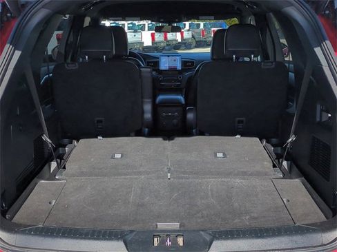 Certified 2020 Ford Explorer XLT w/ Equipment Group 202A image 13