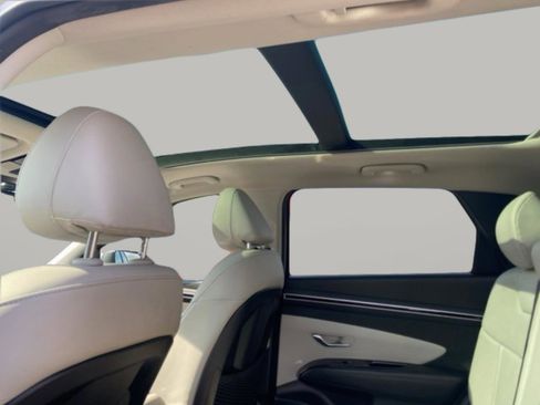 Used 2023 Hyundai Tucson Limited image 35