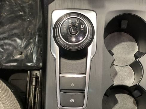 Used 2022 Ford Escape SE image 22
