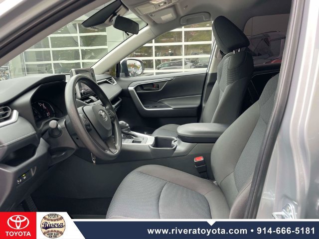 Certified 2025 Toyota RAV4 LE AWD/4WD image 16