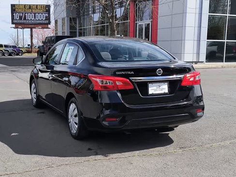 Used 2018 Nissan Sentra S image 7