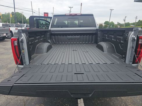 New 2026 GMC Sierra 2500 Denali w/ Denali Reserve Package AWD/4WD image 24