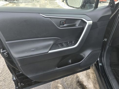 Certified 2023 Toyota RAV4 LE image 17