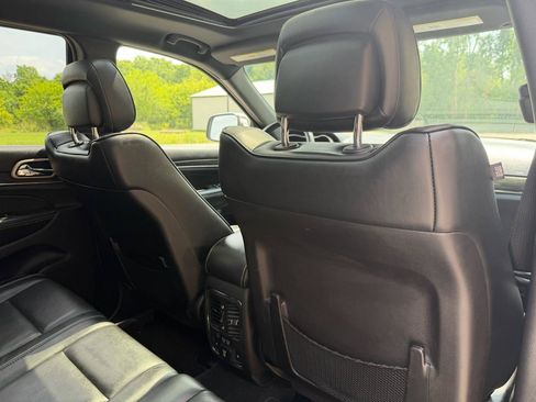 Used 2014 Jeep Grand Cherokee Overland AWD/4WD image 35