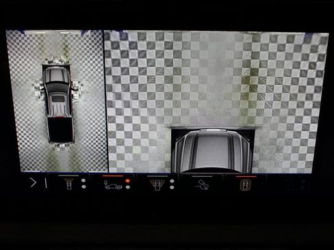 Used 2024 GMC Sierra 1500 AT4 w/ Technology Package image 18