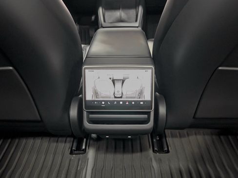Used 2024 Tesla Model 3 Long Range AWD/4WD image 20