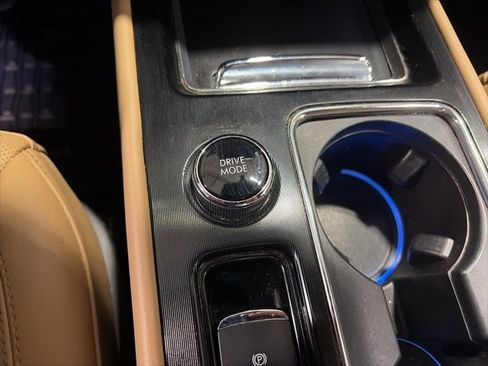 Used 2022 Lincoln Corsair Reserve w/ Equipment Group 201A image 38